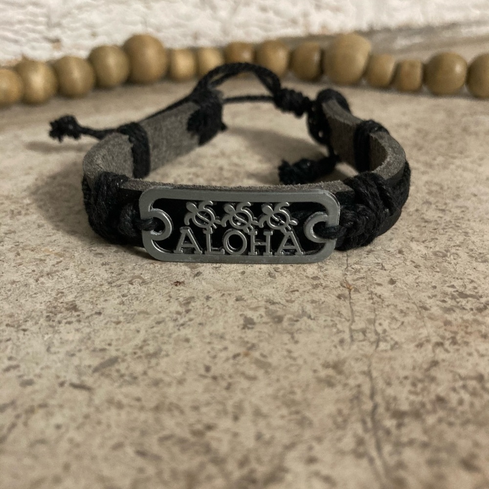 Aloha bracelet, never worn